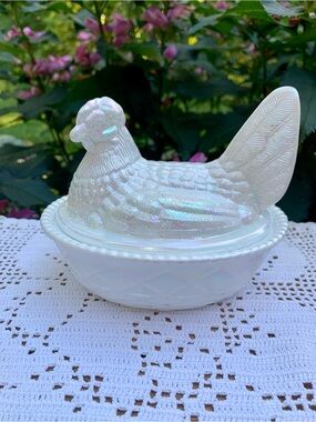 Vtg Mosser Carnival Milk Glass 5.5” HON